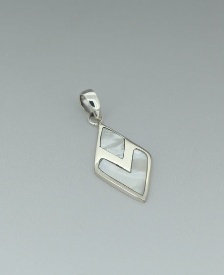 Sterling silver mother of pearl pendant