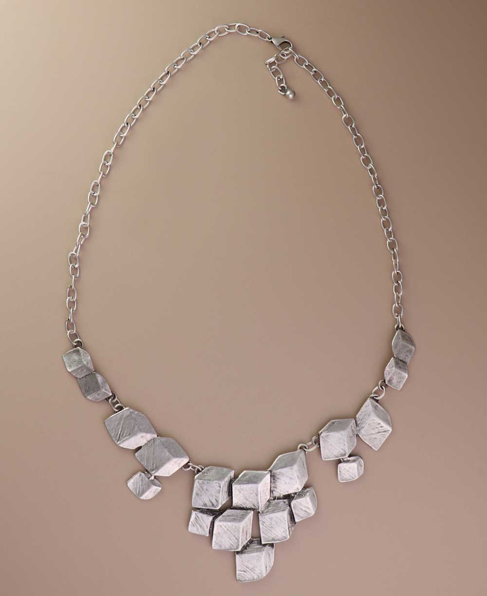 3D cube design necklace