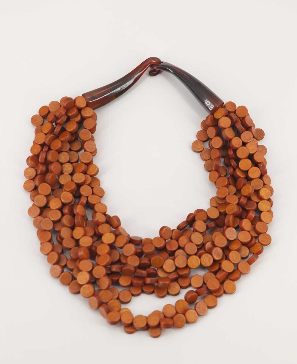 honey hue wood disc necklace