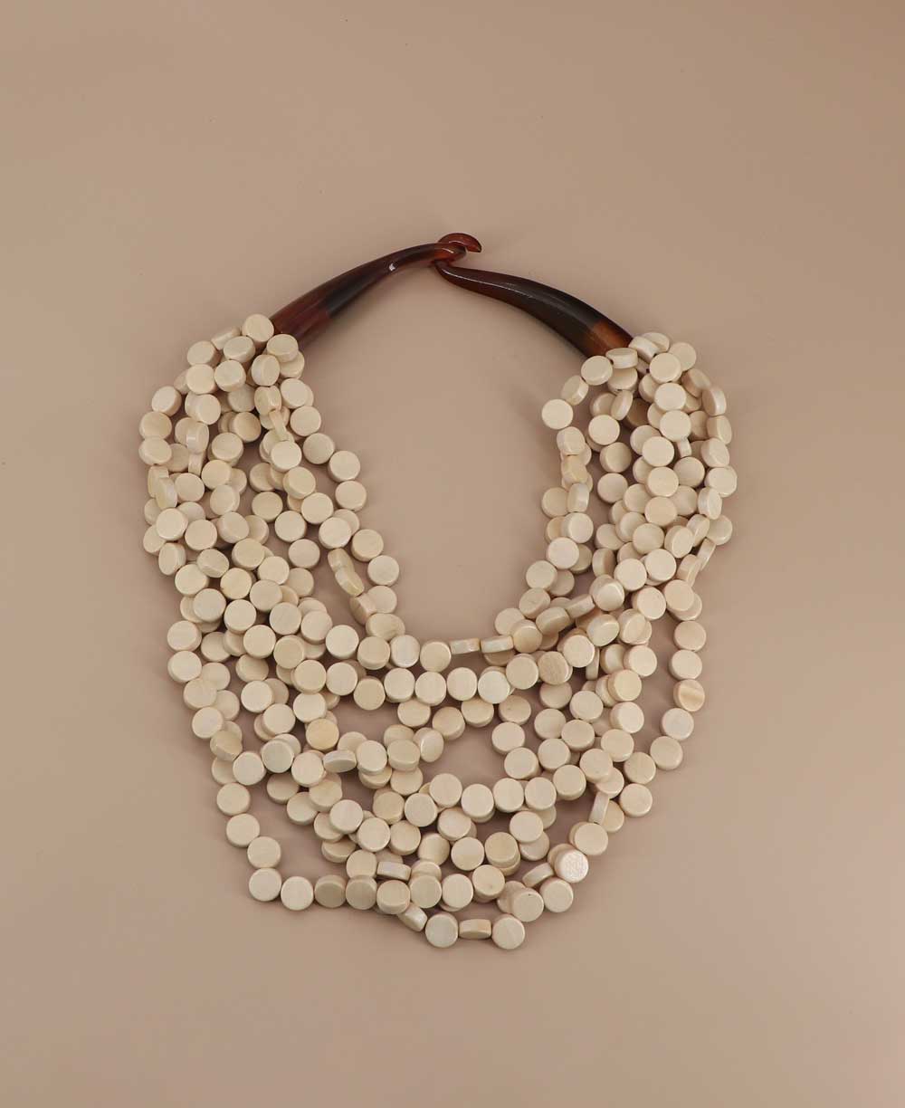 elegant beige wood disc necklace