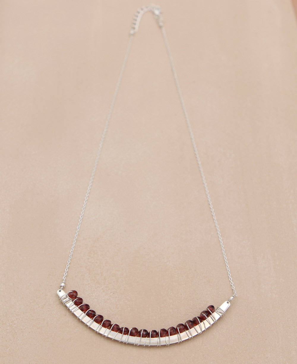 Curved Bar Necklace