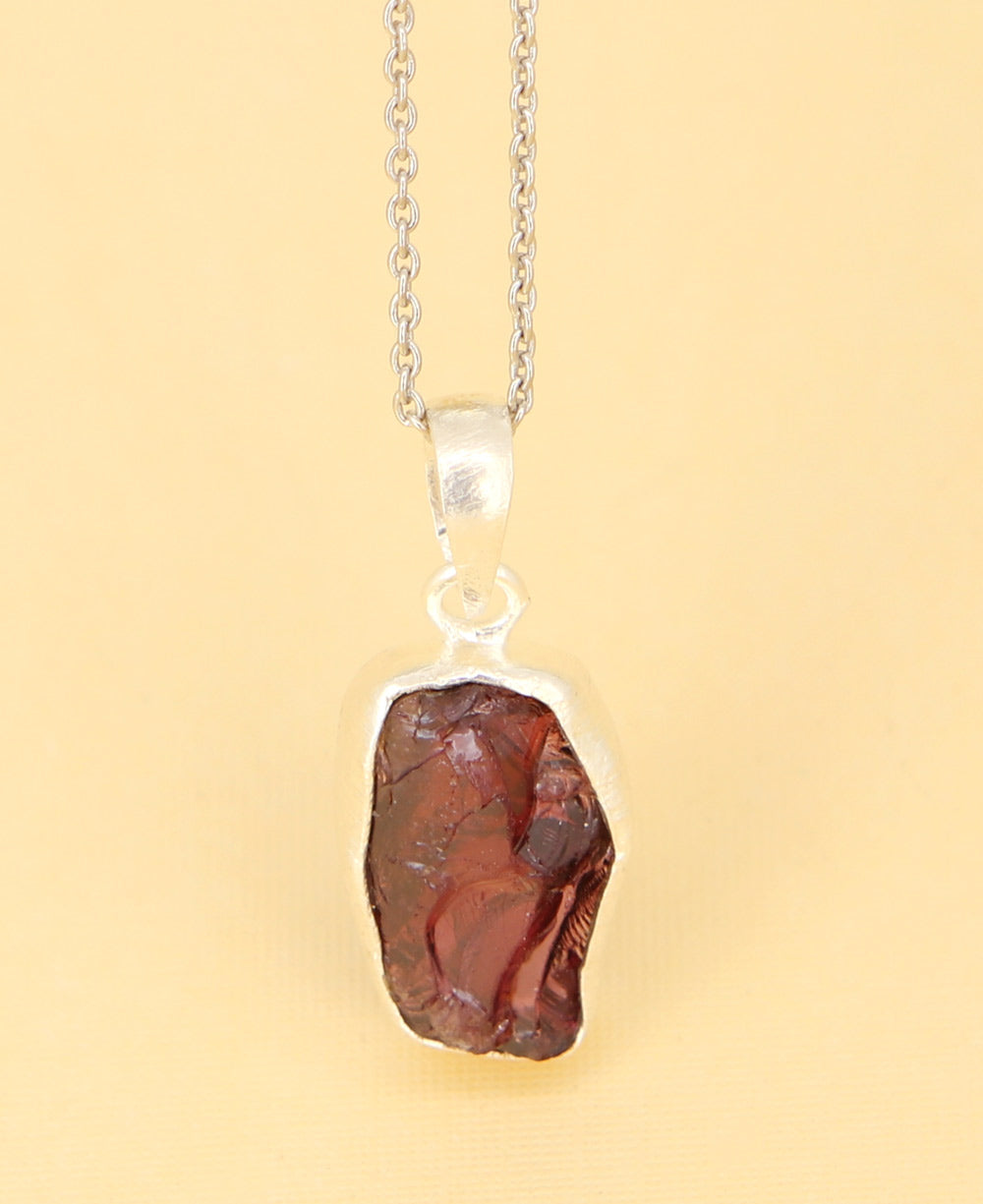 Raw Garnet 3 hotsell stand necklace