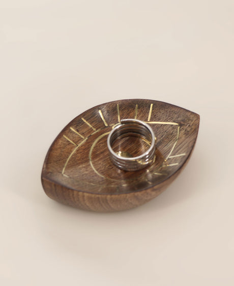 Eye Design Ring Catcher